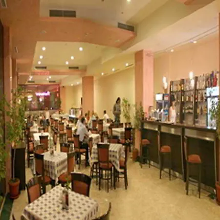 酒店 Flamingo Sunny 阳光海滩