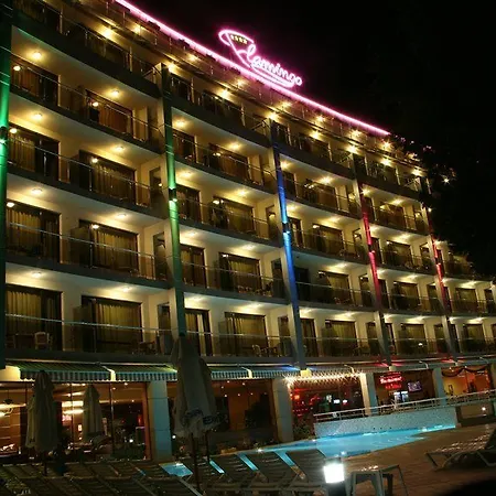 Flamingo Sunny 酒店 阳光海滩